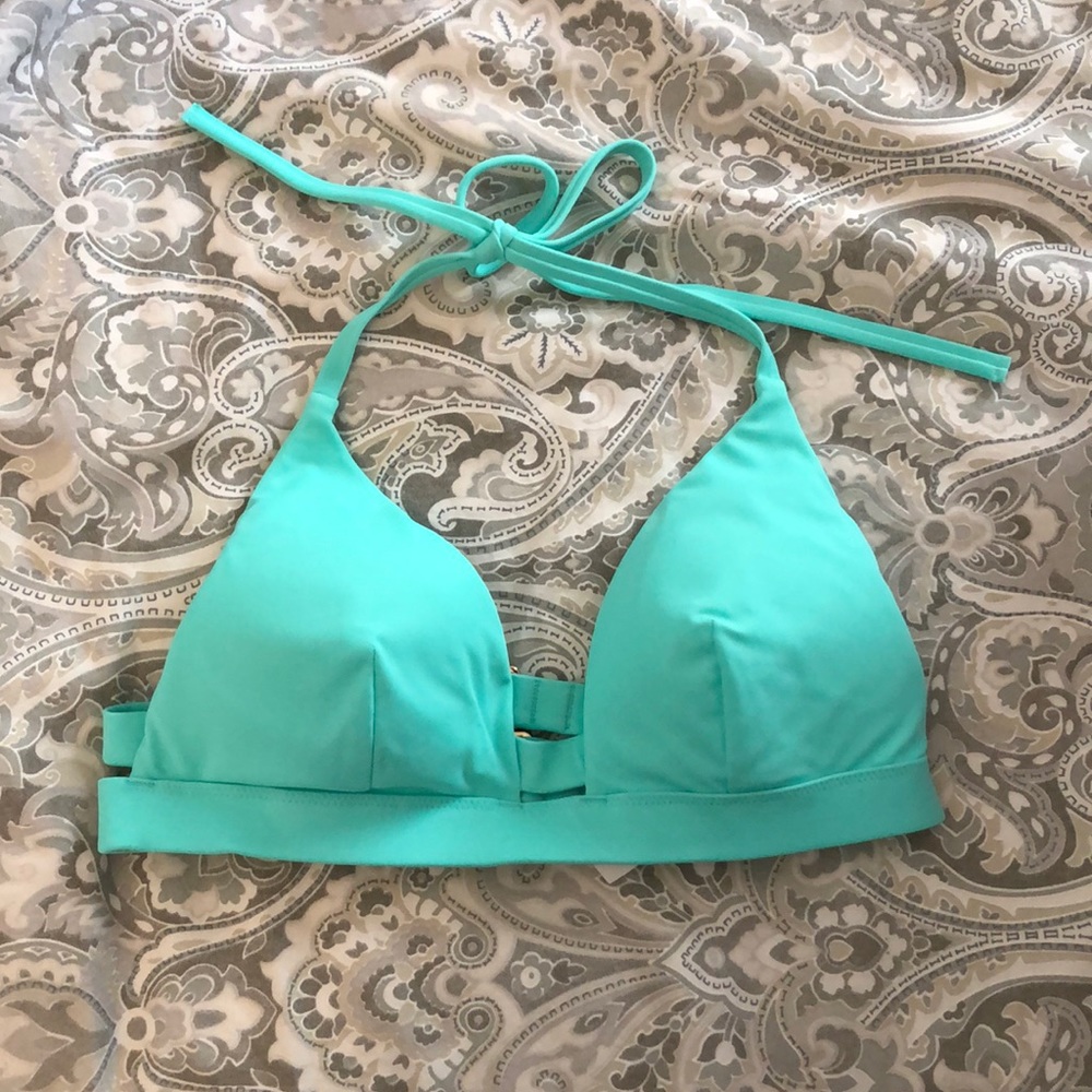 Victoria’s Secret bikini top